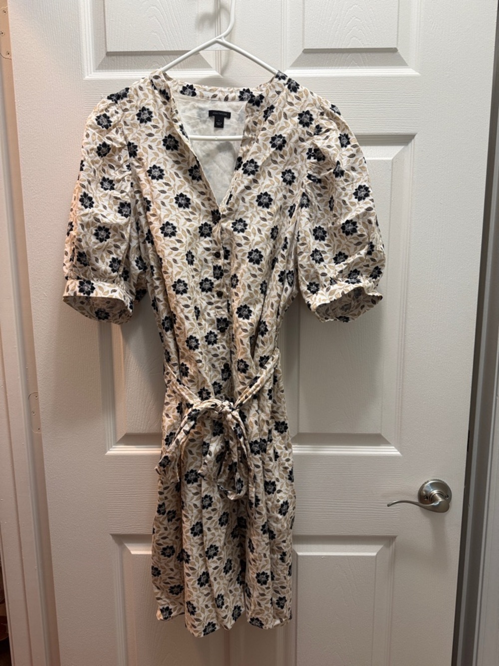 Ann Taylor Cream Midi Dress with Black Floral Pattern and Tie Waist
